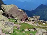 74 Ripassiamo dalla Baita Predoni e rientriamo sotto il sole battente